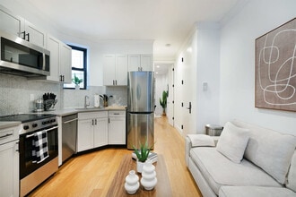 1290 1st Ave. in New York, NY - Building Photo - Building Photo