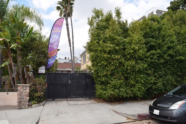 1807-18011 Grace Ave in Los Angeles, CA - Building Photo - Building Photo