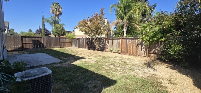 1429 Isho Goto in Stockton, CA - Building Photo - Building Photo