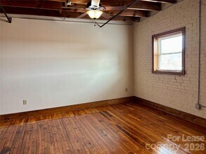 235 E Main St in Lincolnton, NC - Building Photo - Building Photo