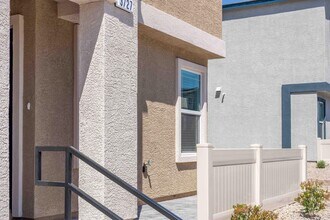 3727 CELESTA VISTA Ave in Henderson, NV - Building Photo - Building Photo