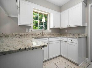 5405 Timberlane Dr in Mobile, AL - Building Photo - Building Photo
