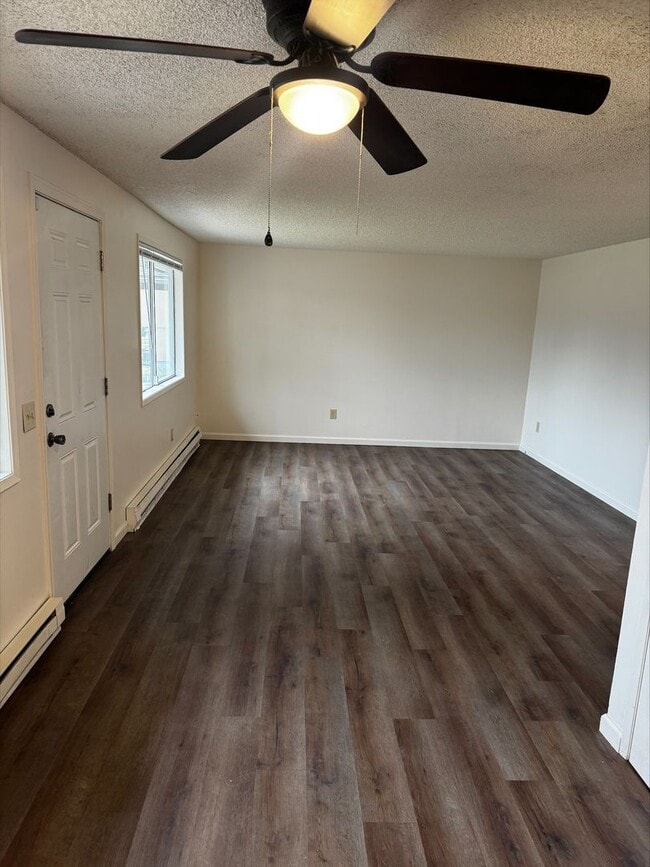 12704-12706 E 31st Ave in Spokane Valley, WA - Building Photo - Building Photo