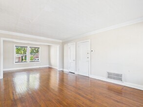 1920 Richmond Ave. in Houston, TX - Foto de edificio - Building Photo