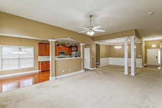 7101 Leo Saddler Way in Louisville, KY - Building Photo - Building Photo