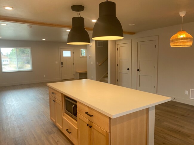 115 S Valley St in Manhattan, MT - Building Photo - Building Photo