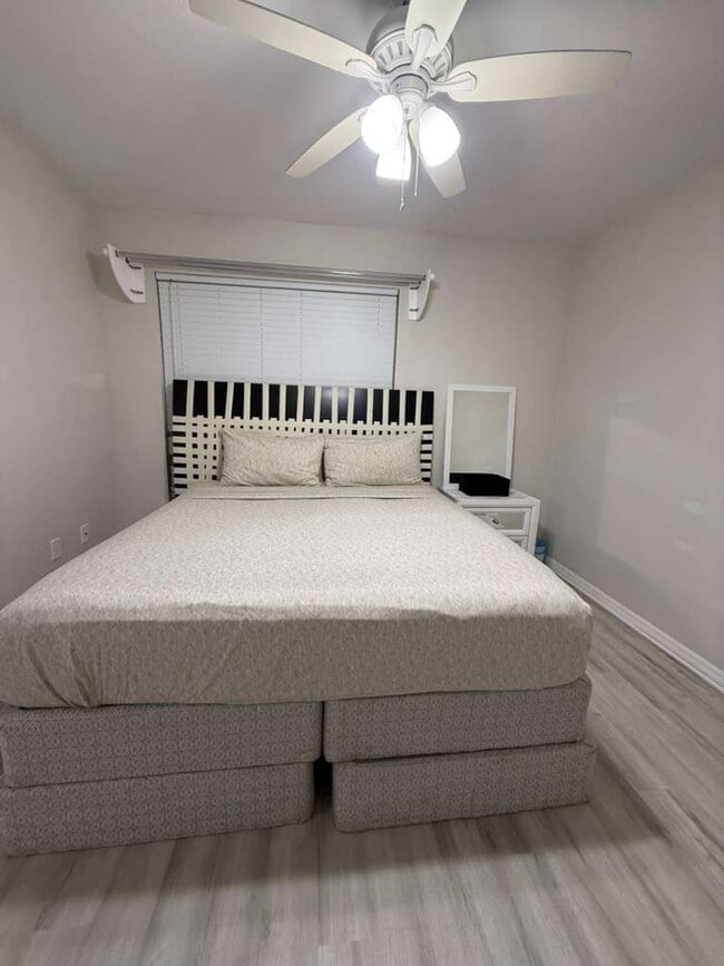 5526 Pga Blvd in Orlando, FL - Foto de edificio - Building Photo