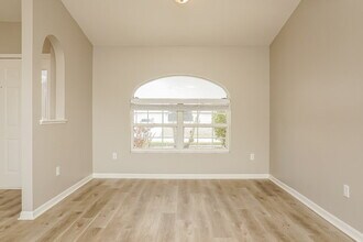 5515 Maccaughey Dr in North Port, FL - Building Photo - Building Photo