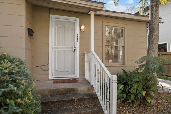 4111 Law St in Houston, TX - Building Photo - Building Photo