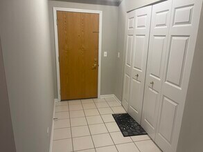 6400 N Northwest Hwy in Chicago, IL - Building Photo - Building Photo
