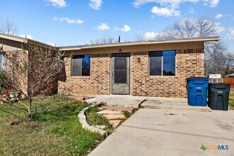 222 Redbud Ln in New Braunfels, TX - Building Photo - Building Photo