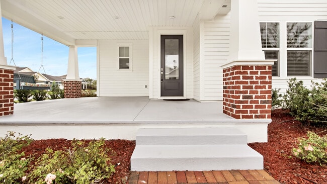 1232 Bluestem Street in Panama City, FL - Foto de edificio - Building Photo