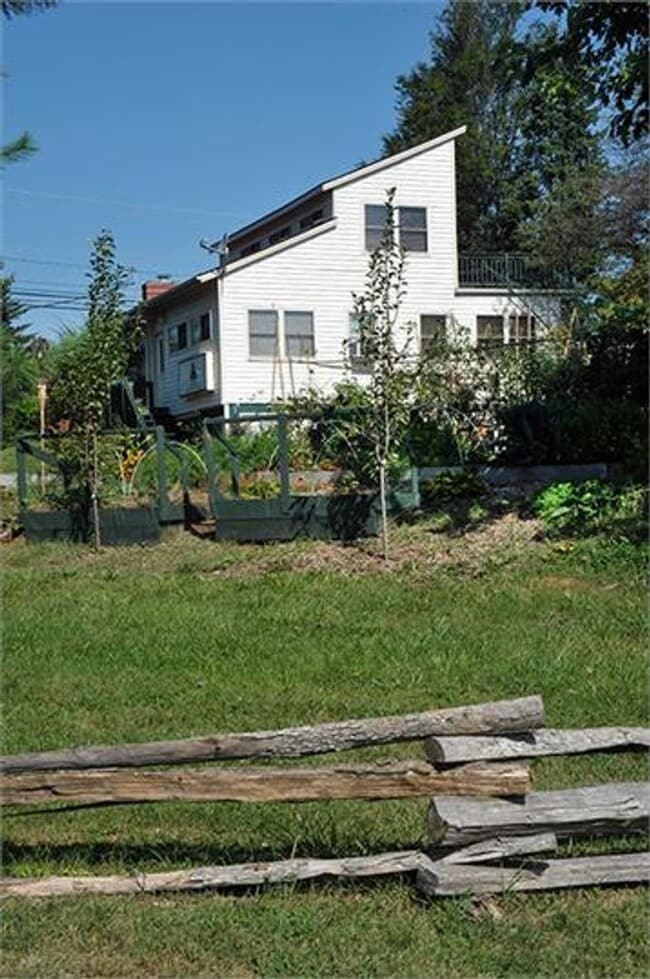 1404 N Main St in Blacksburg, VA - Building Photo - Building Photo