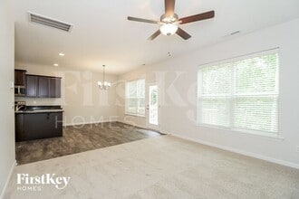 2604 Dallas Dr in Winston-Salem, NC - Building Photo - Building Photo