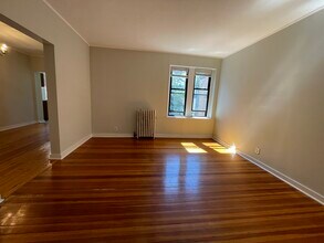 1404 Commonwealth Ave, Unit 21 in Boston, MA - Foto de edificio - Building Photo