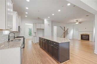 232 Hunt St NE in Marietta, GA - Building Photo - Building Photo