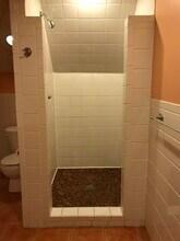 2200 Girard Ave S, Unit #2 in Minneapolis, MN - Foto de edificio - Building Photo