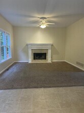 4319 Clairesbrook Ln in Acworth, GA - Building Photo - Building Photo
