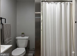 114 N 3rd St in Philadelphia, PA - Building Photo - Building Photo