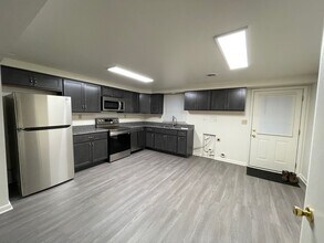 36 Pleasant St in Glen Rock, PA - Building Photo - Building Photo