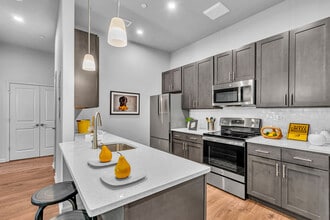 MI PLACE AT BRIGHTMOOR in Sicklerville, NJ - Building Photo - Building Photo