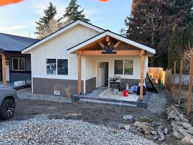 property at 458 N James Ave