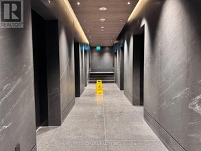 8 Interchange Wy in Vaughan, ON - Building Photo - Building Photo