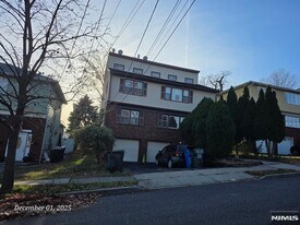 174 Highland Cross in Rutherford, NJ - Building Photo