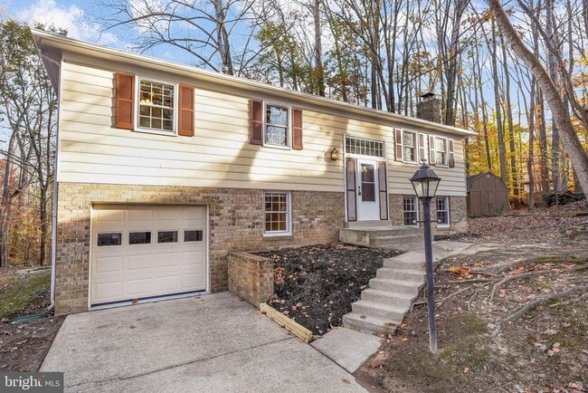 12003 Park Shore Ct in Woodbridge, VA - Building Photo - Building Photo
