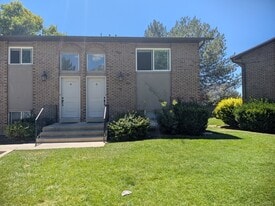 1445 N Amiron Way in Orem, UT - Building Photo
