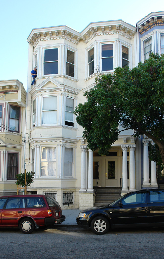 634-638 Clayton St in San Francisco, CA - Building Photo - Building Photo