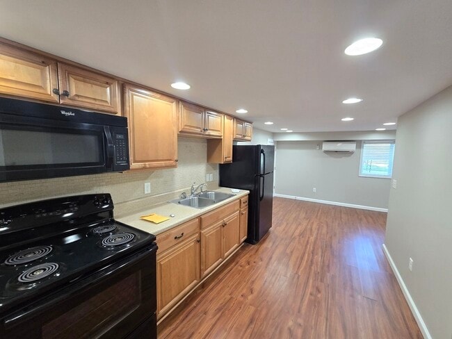 4094 University Dr in Collegedale, TN - Building Photo - Building Photo