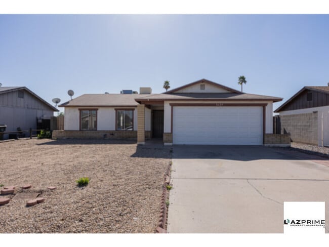 3629 E Blanche Dr in Phoenix, AZ - Building Photo - Building Photo