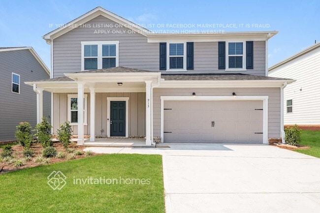 property at 913 Pebble Blvd