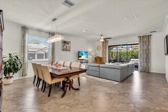 4602 Royal Dornoch Cir in Bradenton, FL - Building Photo - Building Photo