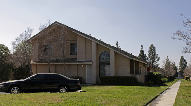 746-750 Jaguar Way in Ontario, CA - Building Photo - Building Photo