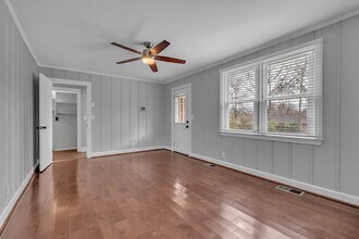 549 Elysian Fields Rd in Nashville, TN - Foto de edificio - Building Photo