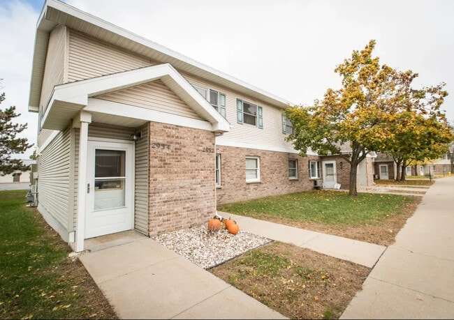 Hickory Drive and Pinecrest Apartments