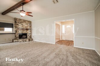 4515 Tuscarora St in Pasadena, TX - Building Photo - Building Photo