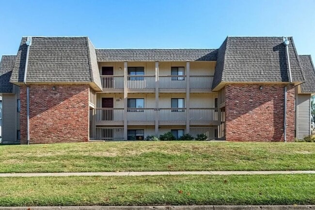 Hillsdale Apartments