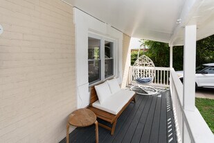 1012 East-West Hwy in Silver Spring, MD - Building Photo