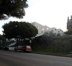 Grandview Apartments in Los Angeles, CA - Building Photo - Building Photo