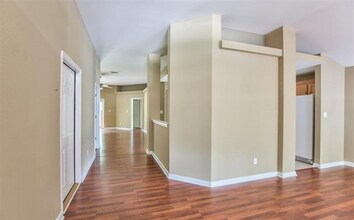 2824 Swanbrooke Ct in Tallahassee, FL - Building Photo - Building Photo