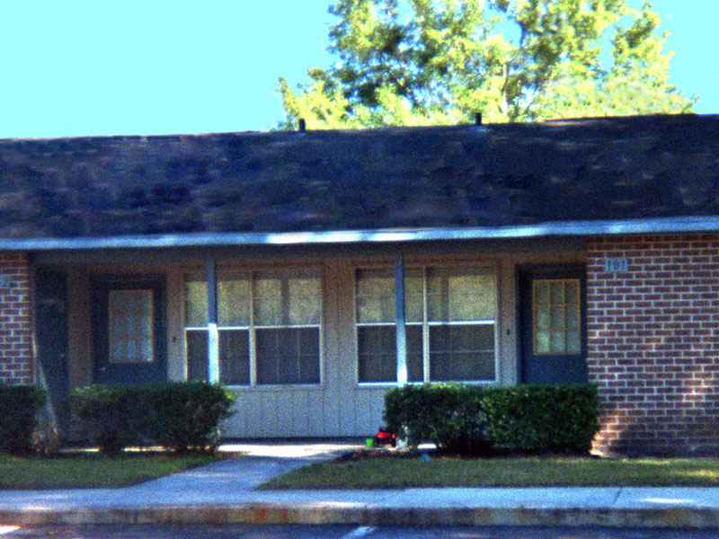 Lafayette Apartments in Mayo, FL - Building Photo