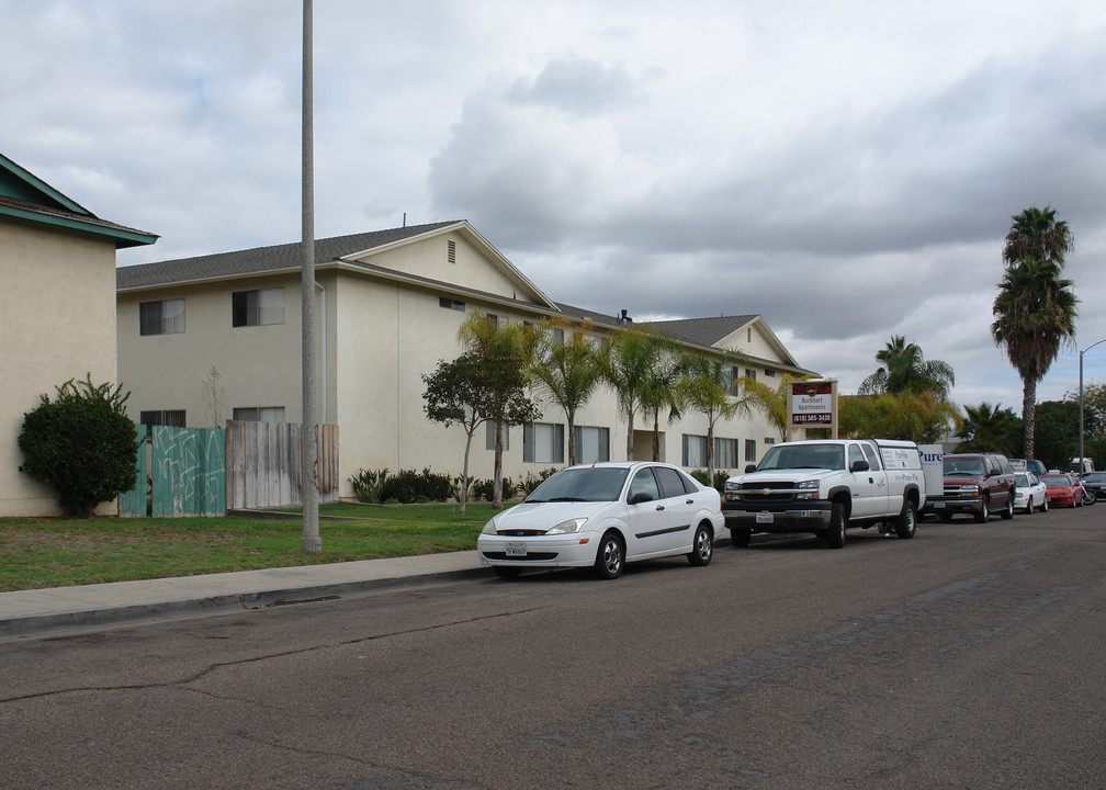 Zenith Apartments in Chula Vista, CA - Building Photo