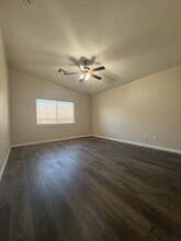629 W Bright Lights Ave in North Las Vegas, NV - Building Photo - Building Photo