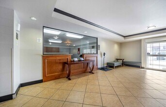 Furnished Studio-Lawton - Fort Sill in Lawton, OK - Foto de edificio - Building Photo