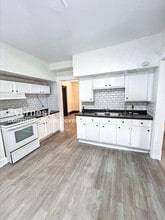 1794 W 54th St in Cleveland, OH - Building Photo - Building Photo