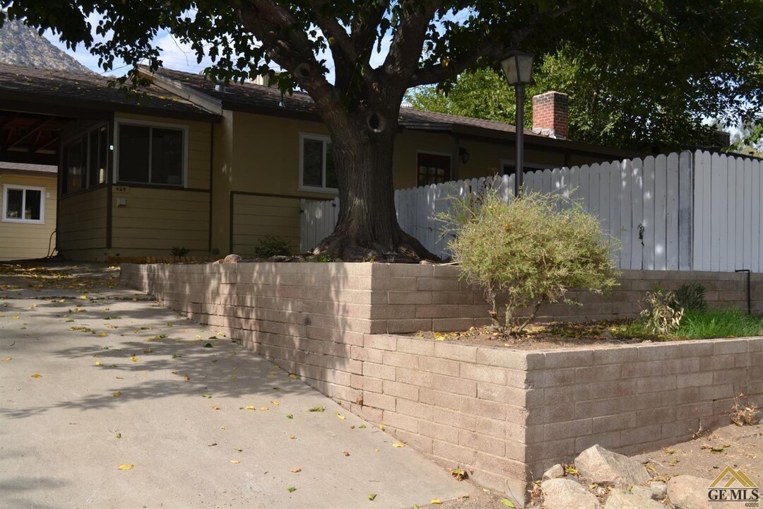 469 Sirretta St in Kernville, CA - Building Photo