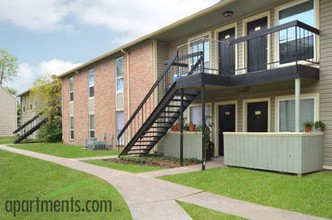Sebring in Houston, TX - Foto de edificio - Building Photo